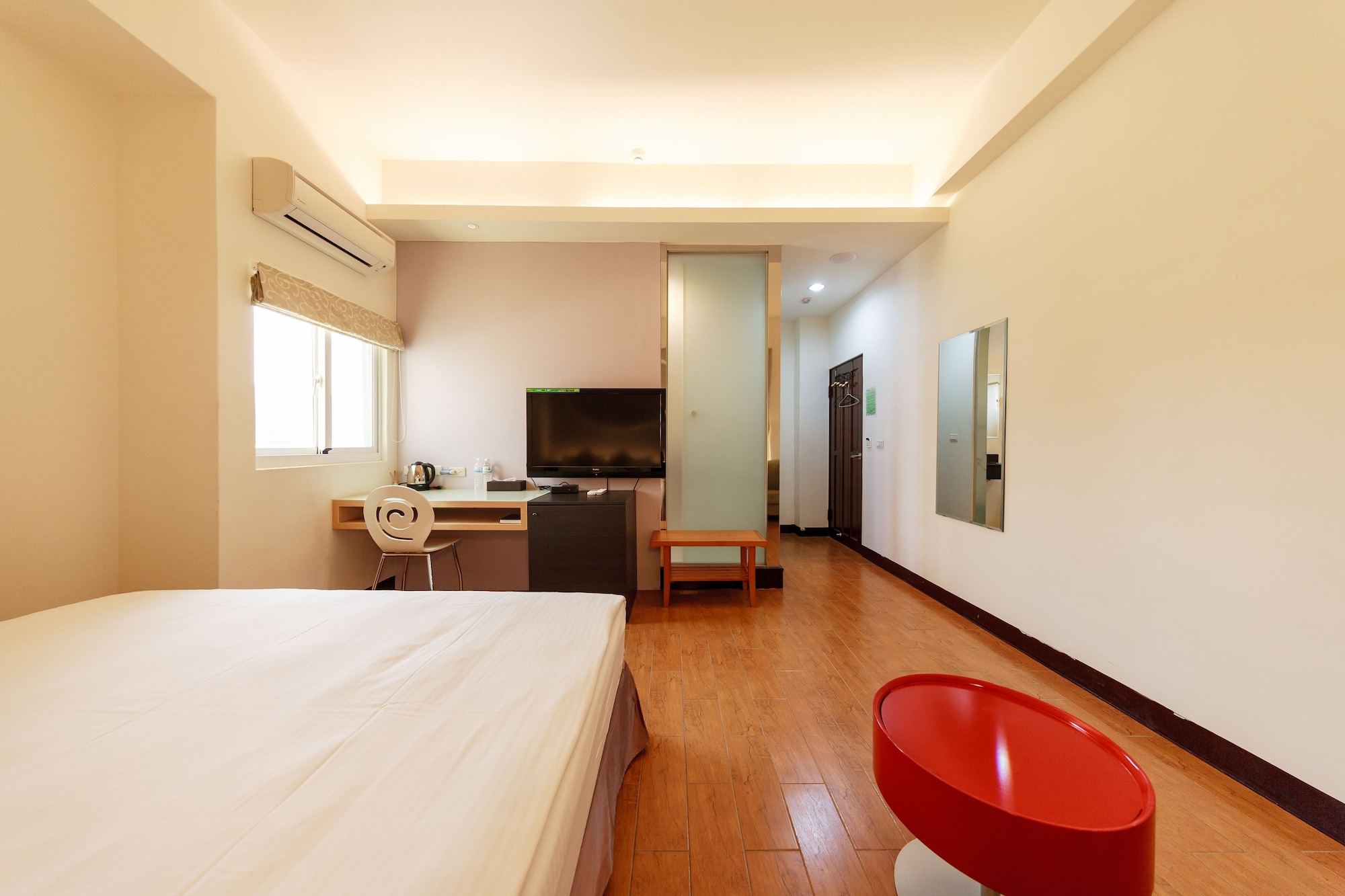 DESIGN, KING BED