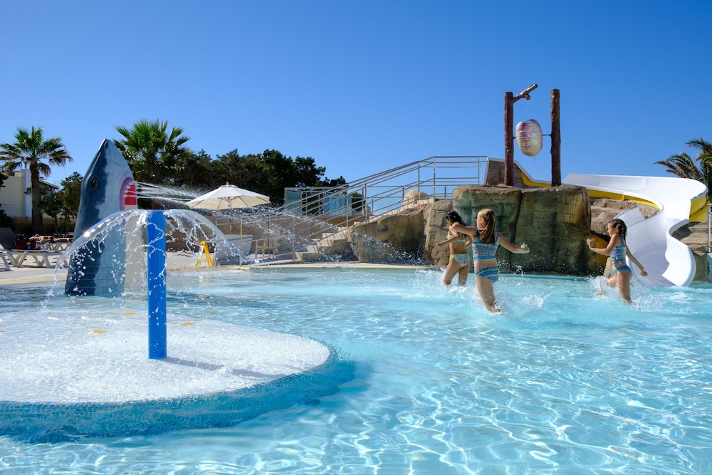 Marvell Club Aparthotel 7/64