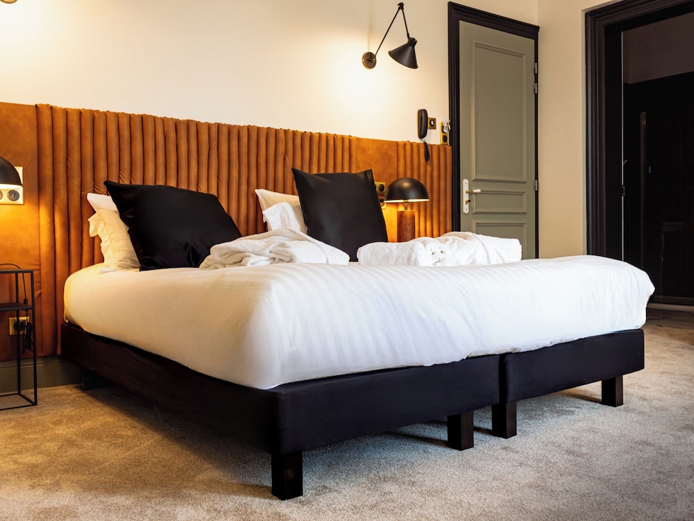 Hotel Chateau Heloise 6/50
