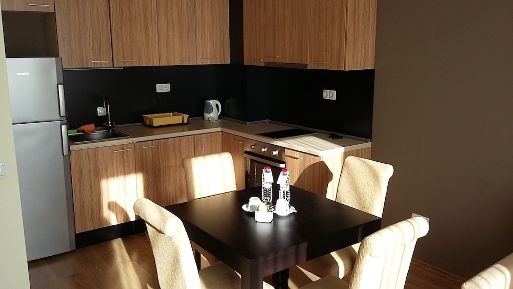 Apartments Mladost 1A-554 11/50