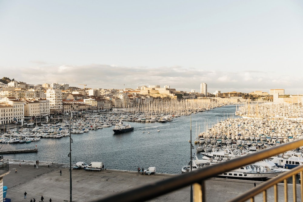 New Hotel Le Quai Vieux Port 66/69