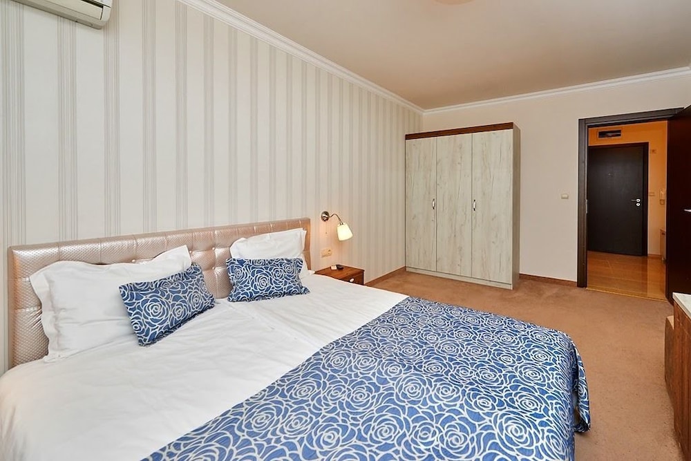 Penelope Palace Apart Hotel 36/87