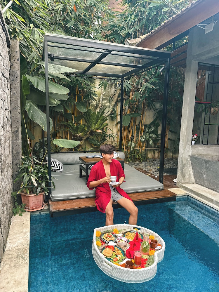 Vinna Villa Seminyak 38/50