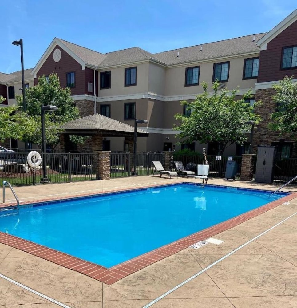STAYBRIDGE SUITES BOWLING GREEN 1/68