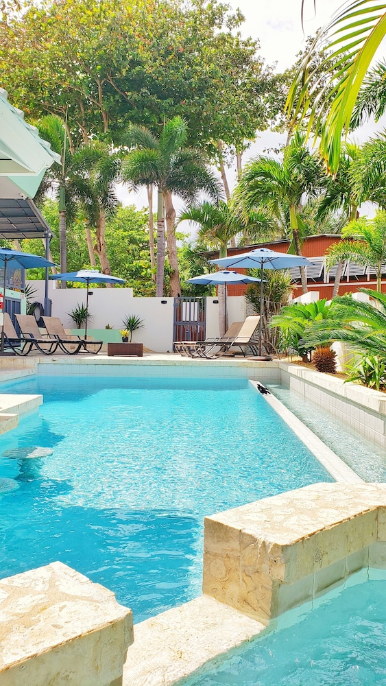 Casa Verde Hotel 42/50