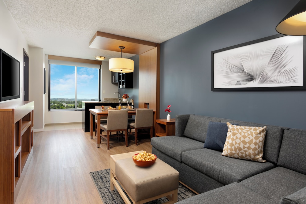 Hyatt Place Bayamon 43/65