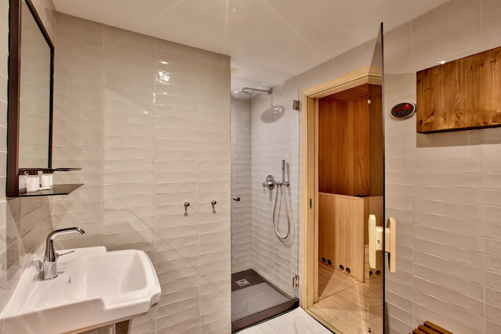 Maison Barbes 58/61
