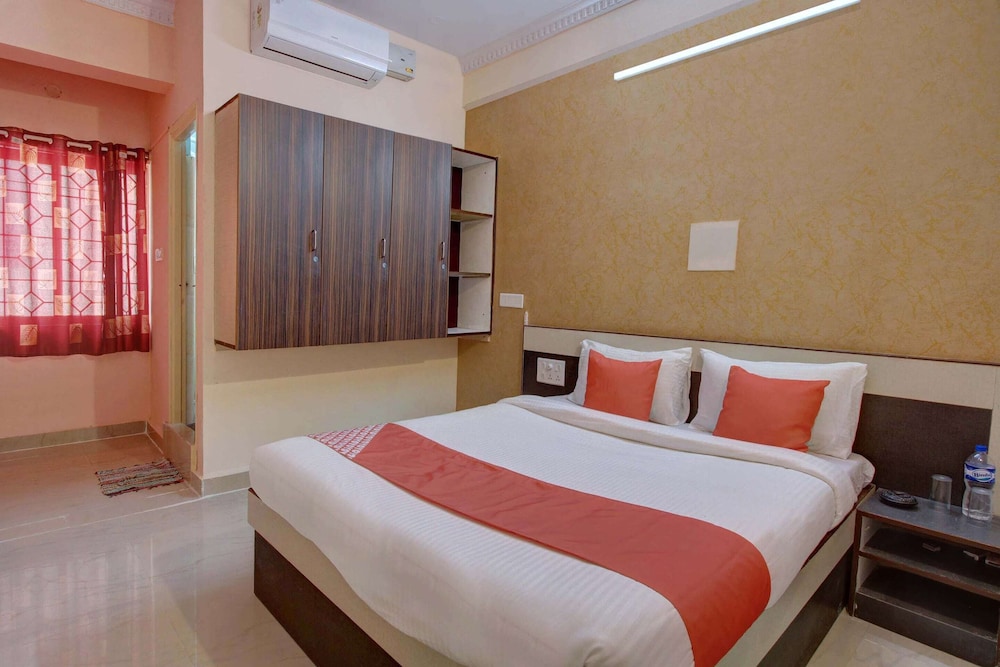 Oyo 24259 Hotel Blue Inn 14/35