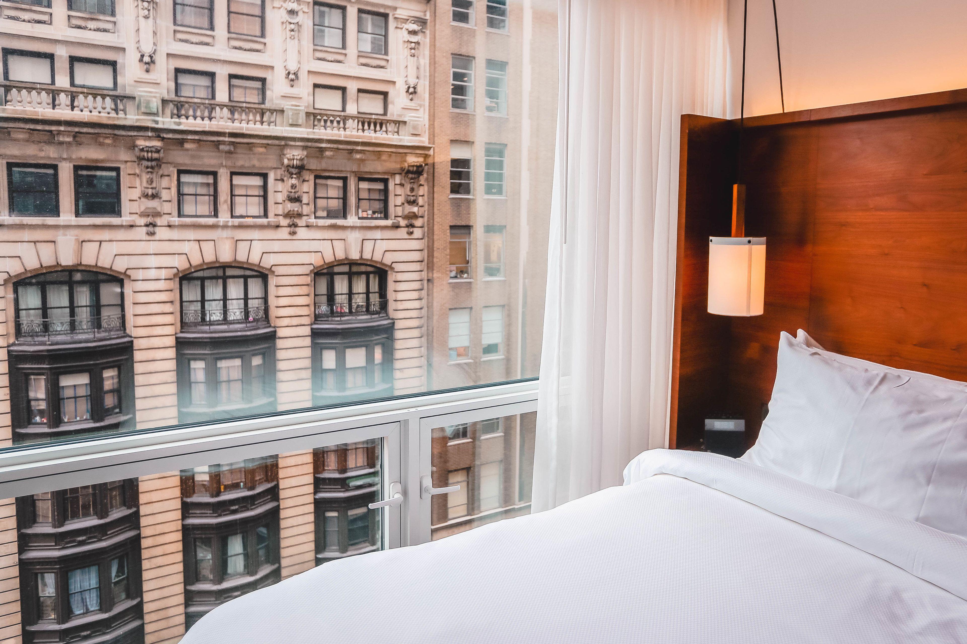 Standard, Queen Bed, Street View