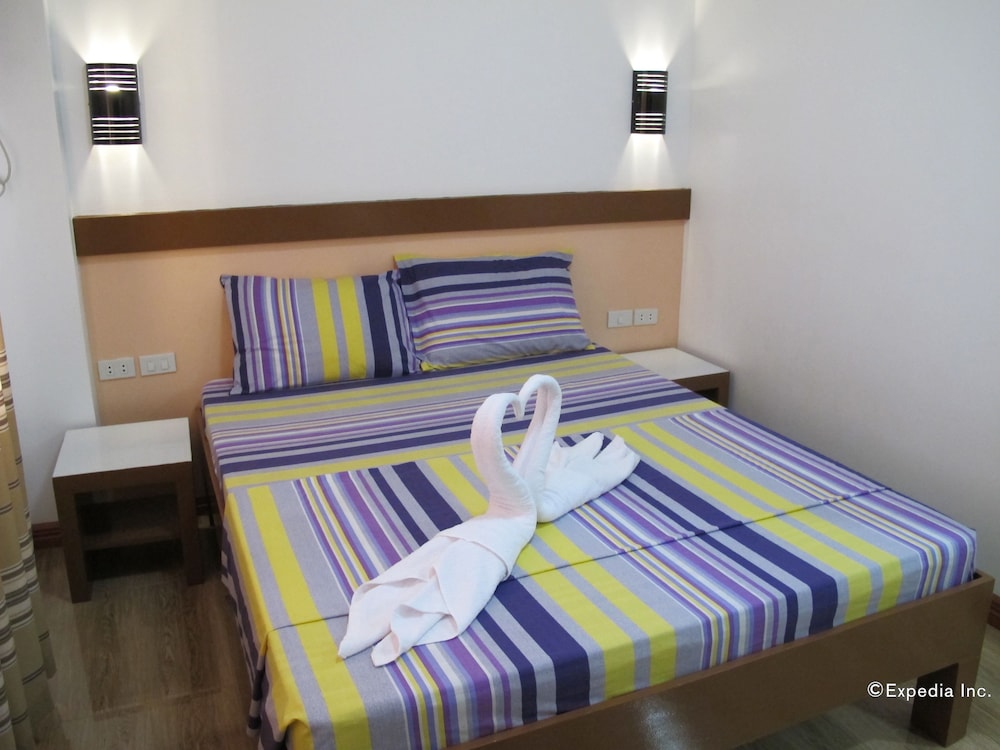 Sea Jewel Beach Resort 18/58