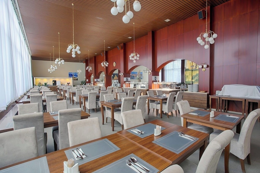 Spa Hotel Splendid Formerly Balnea Splendid Hotel 40/50