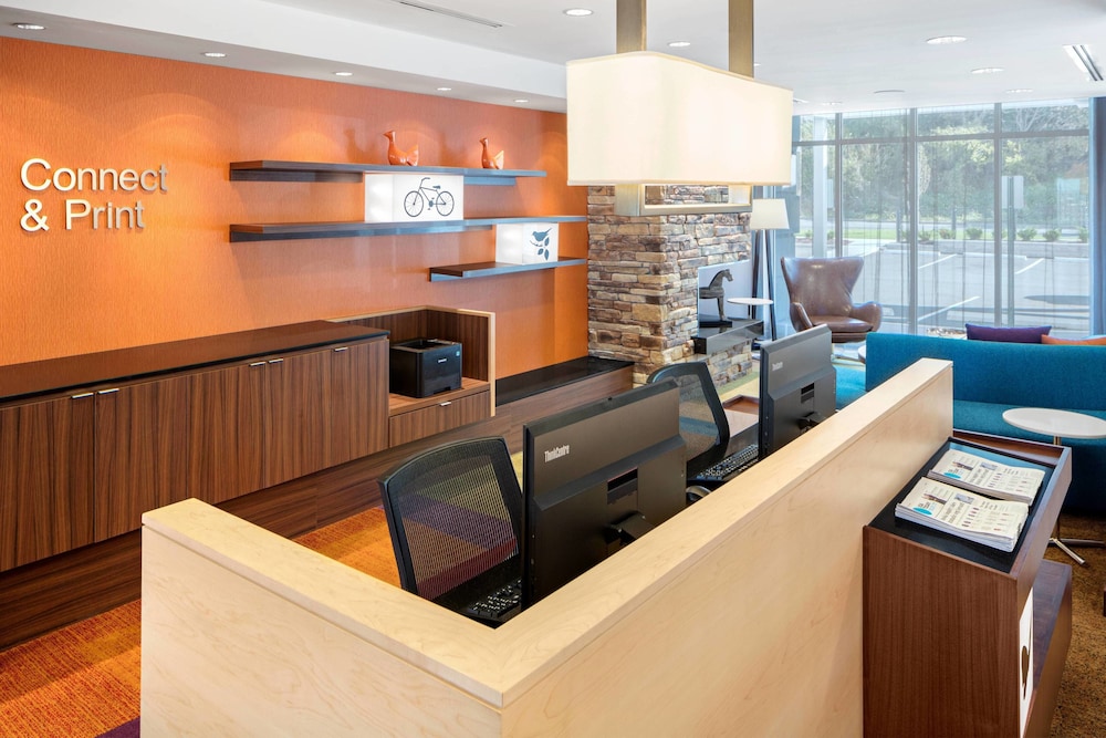 Lobby at Fairfield Inn Suites North Bergen, NORTH BERGEN - NJ