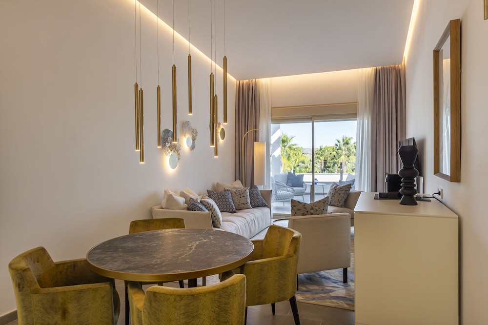 Dionis Boutique Hotel & Spa 33/46
