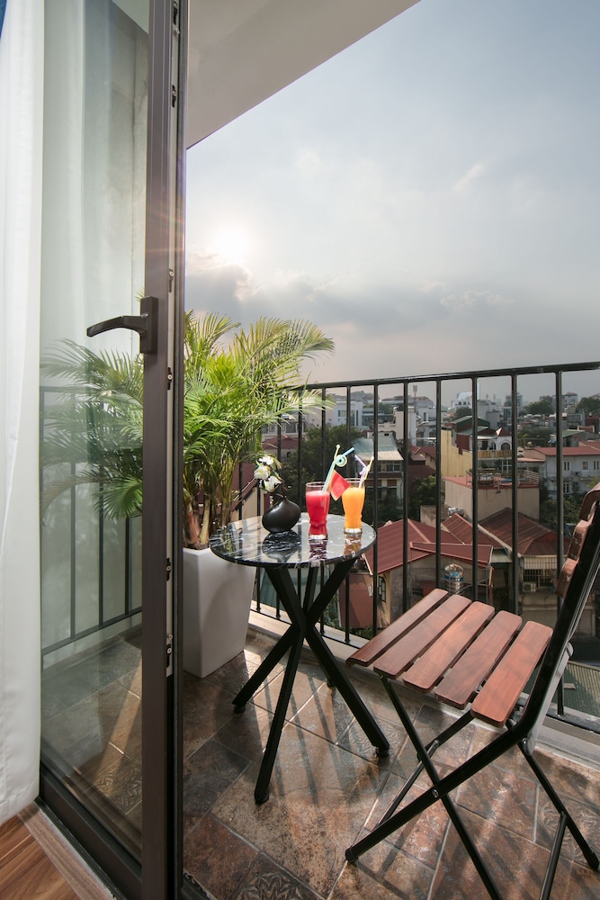 Hanoi Exclusive Hotel 27/33