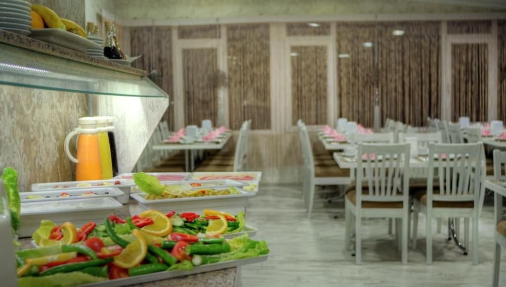 Hotel Abro Sezenler 18/37