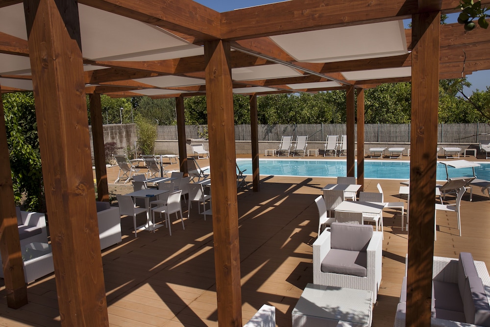 Il Roseto Resort 55/66