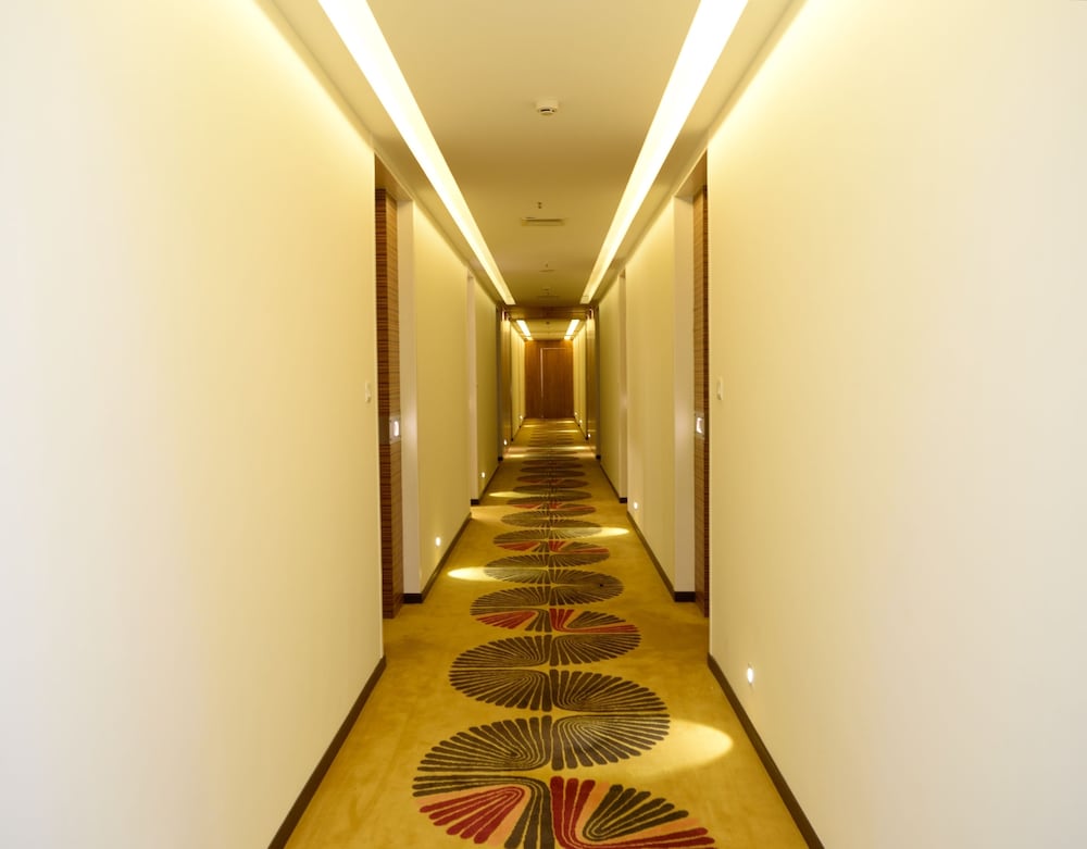 Sarovar Portico Outer Ring Road Bengaluru 35/61