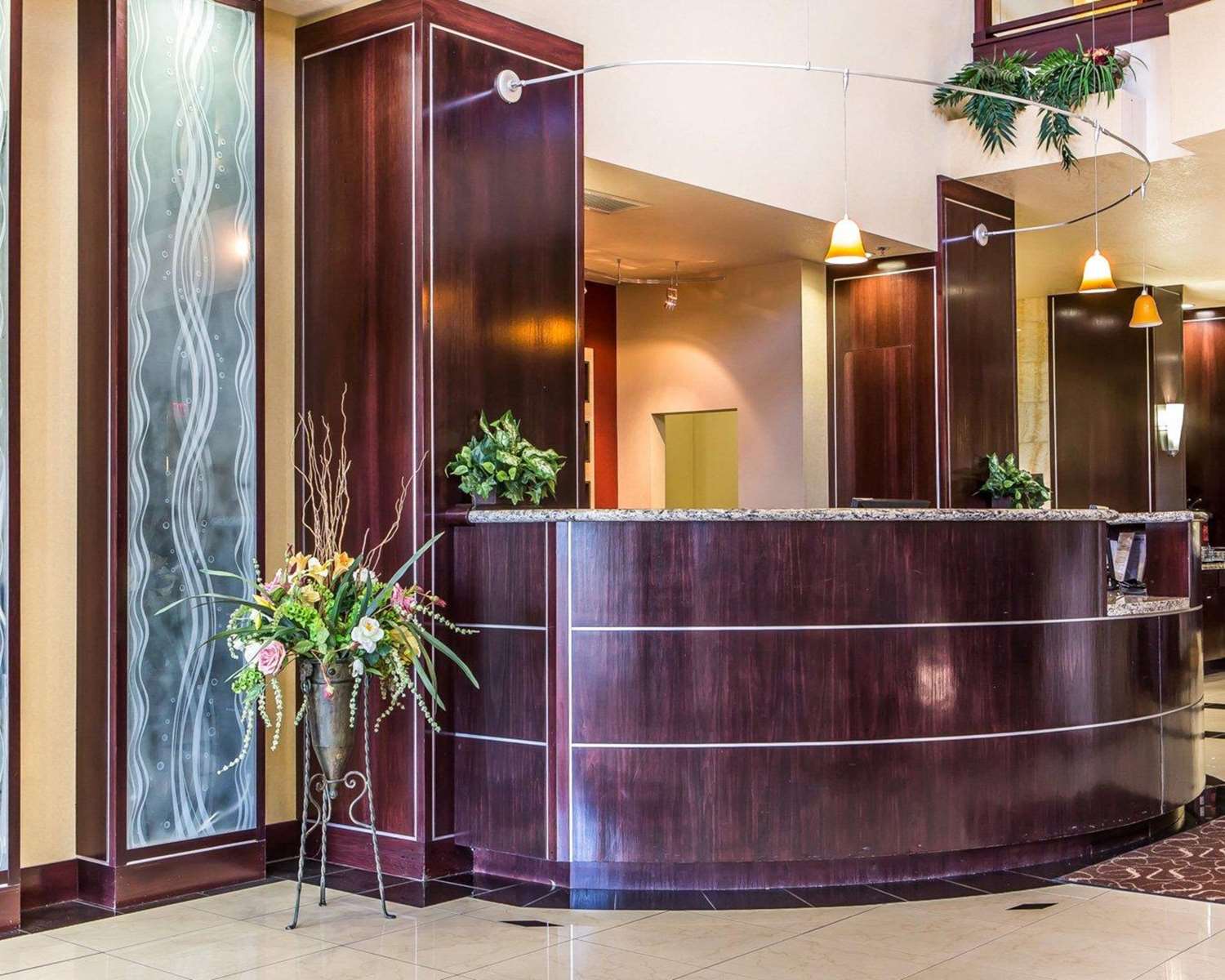 Comfort Suites Troy-I75 11/69