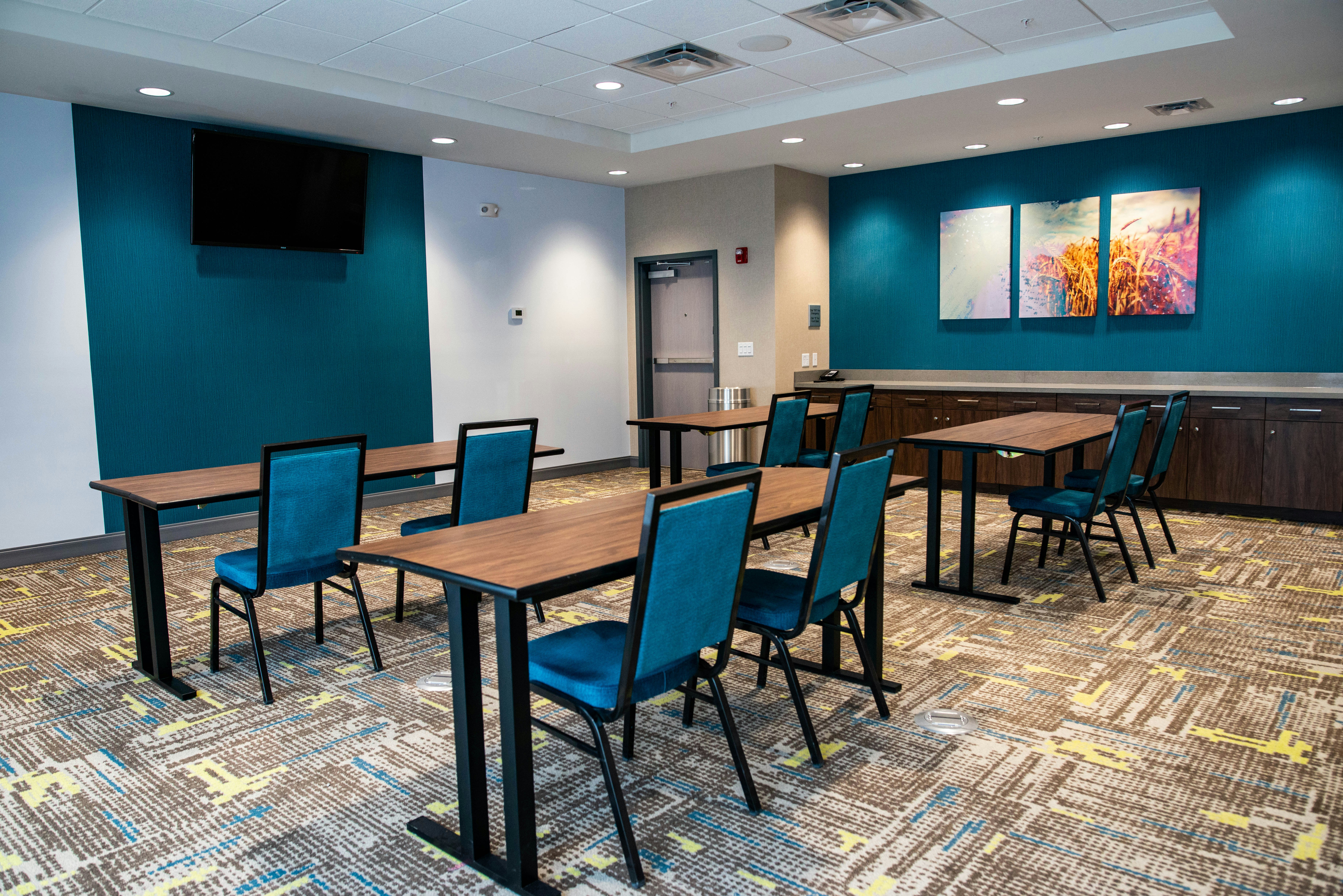 Hampton Inn Paris IL 21/24