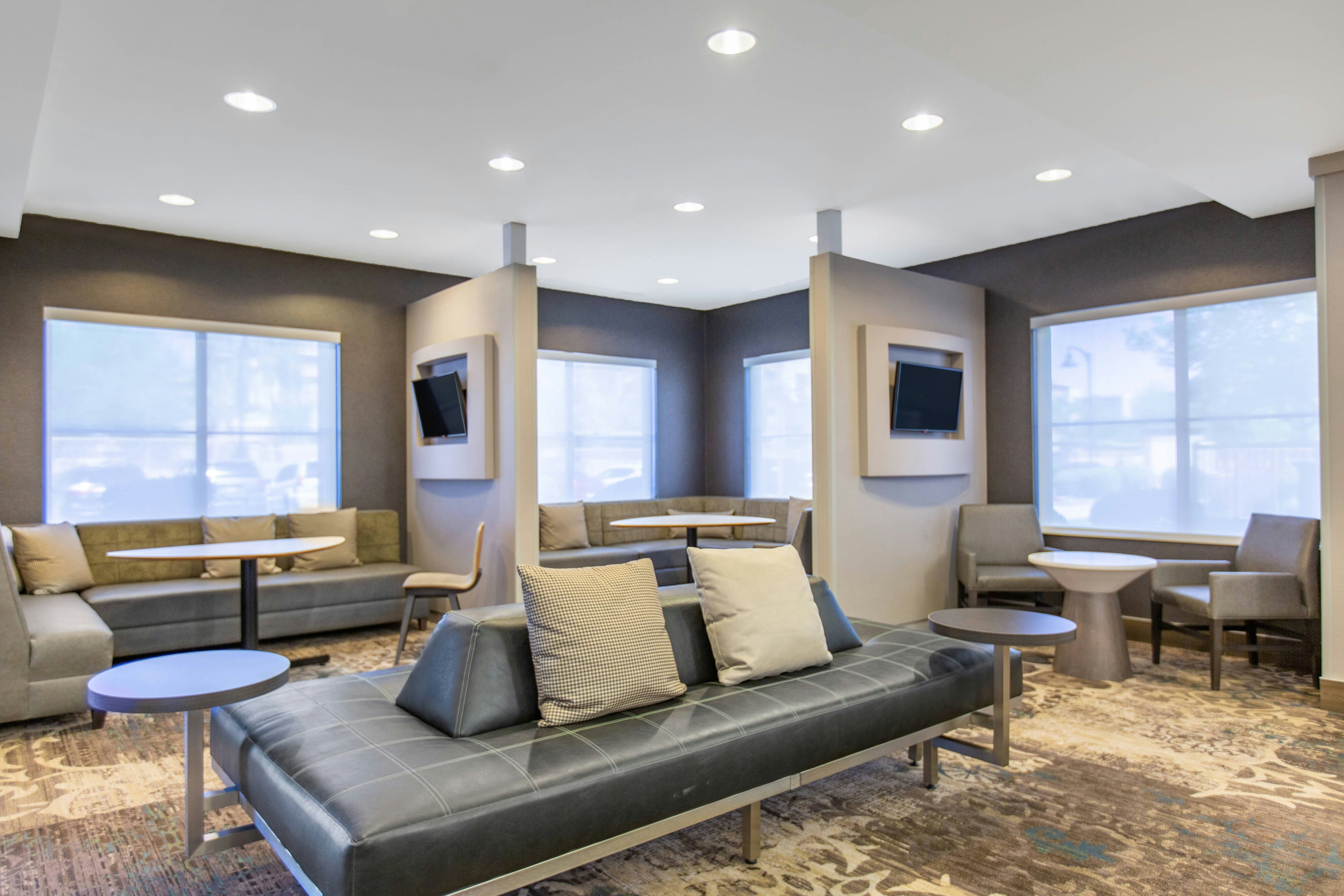 Residence Inn Phoenix NW/Surprise 6/21