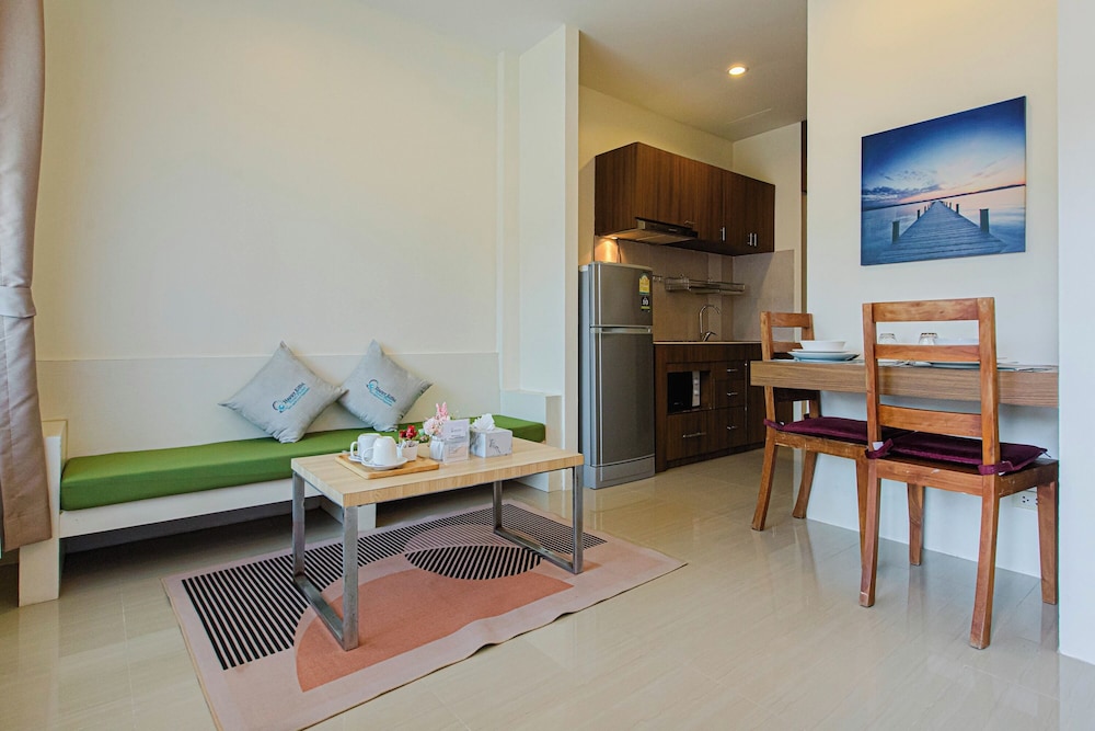 Happy Eight Resort Phuket 28/45
