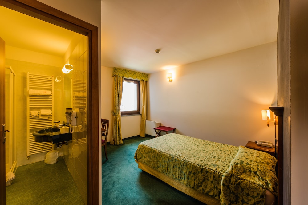 Hotel Au Soleil 19/62