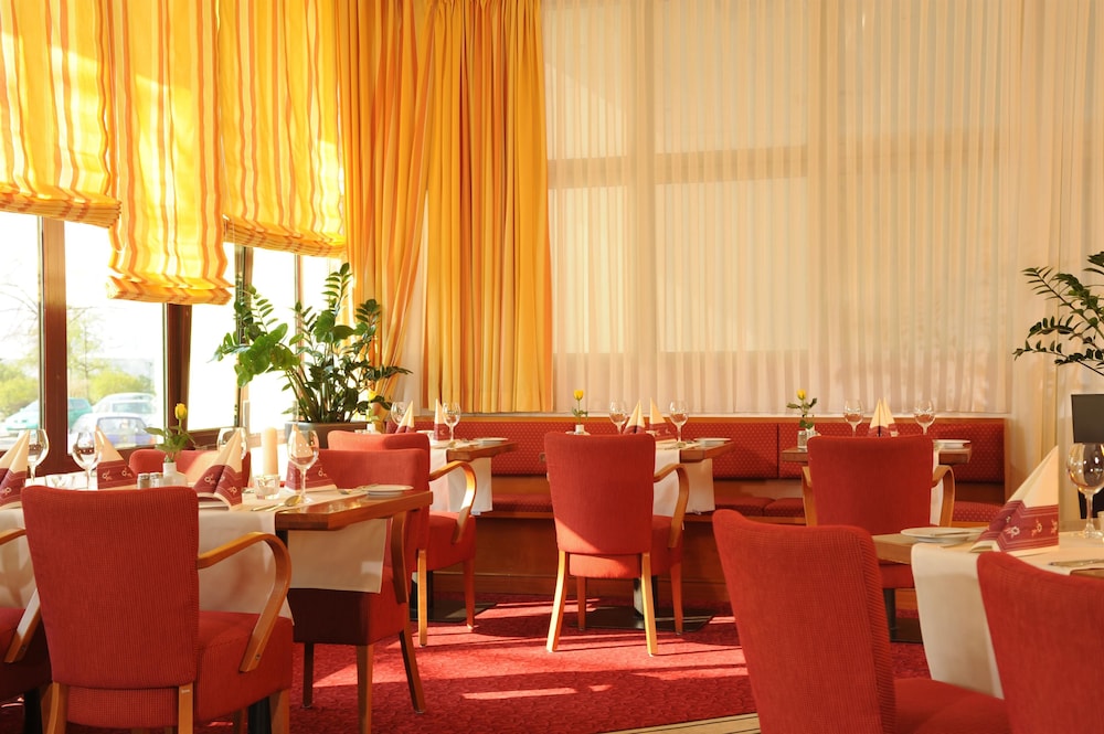 PLAZA INN Berlin-Charlottenburg 45/64