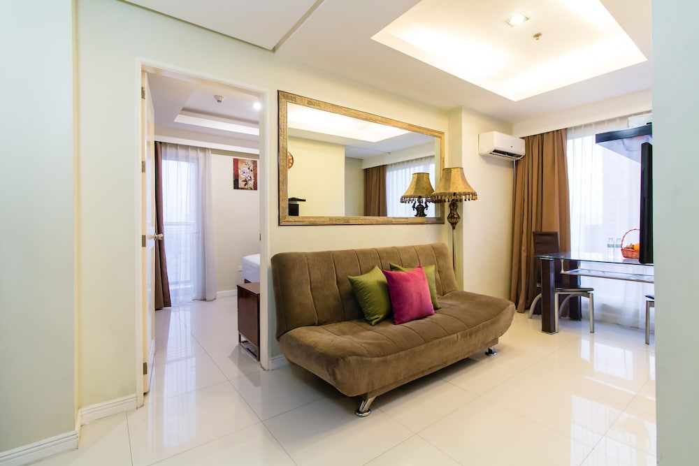 Jmm Grand Suites 35/50