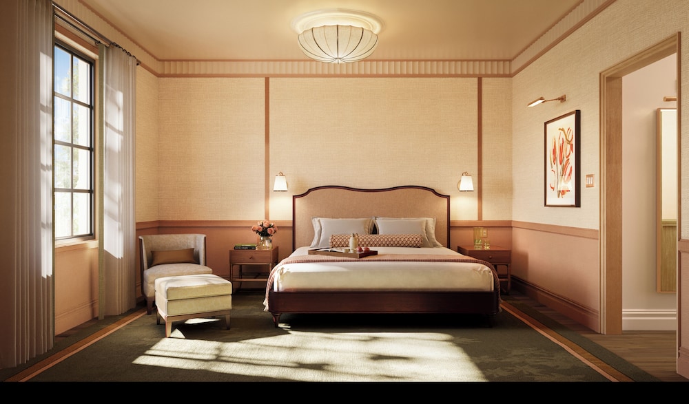 The Nora Hotel 7/19