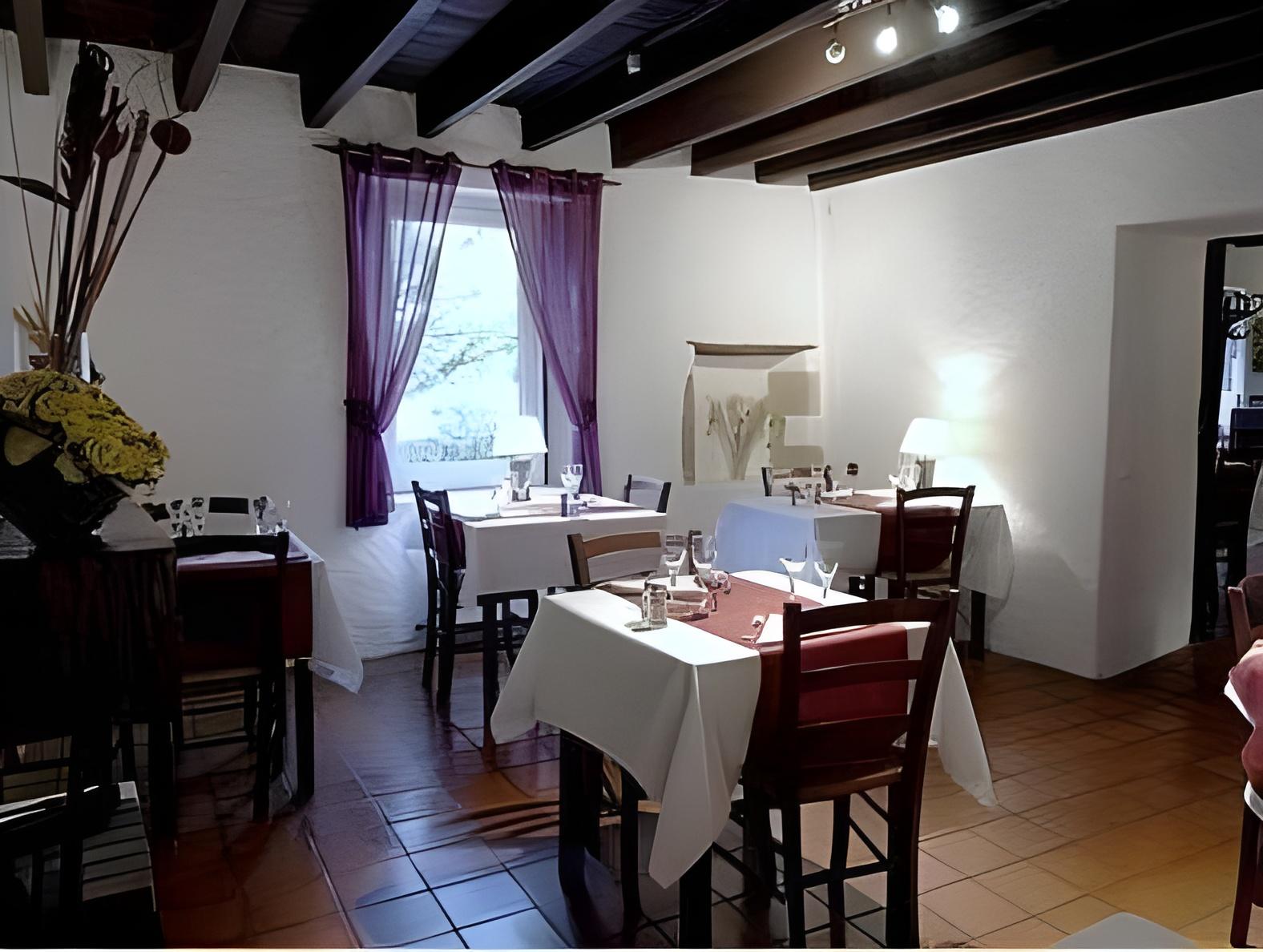 HOTEL LES VIEILLES GRANGES 8/16