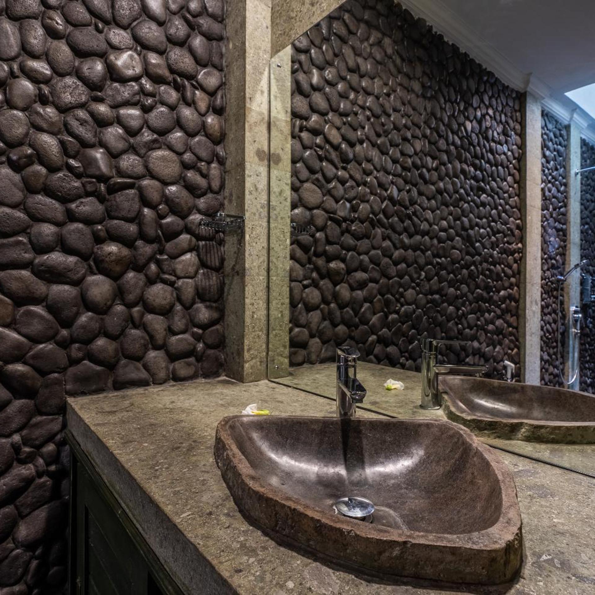 Huts Rock Ubud 50/50