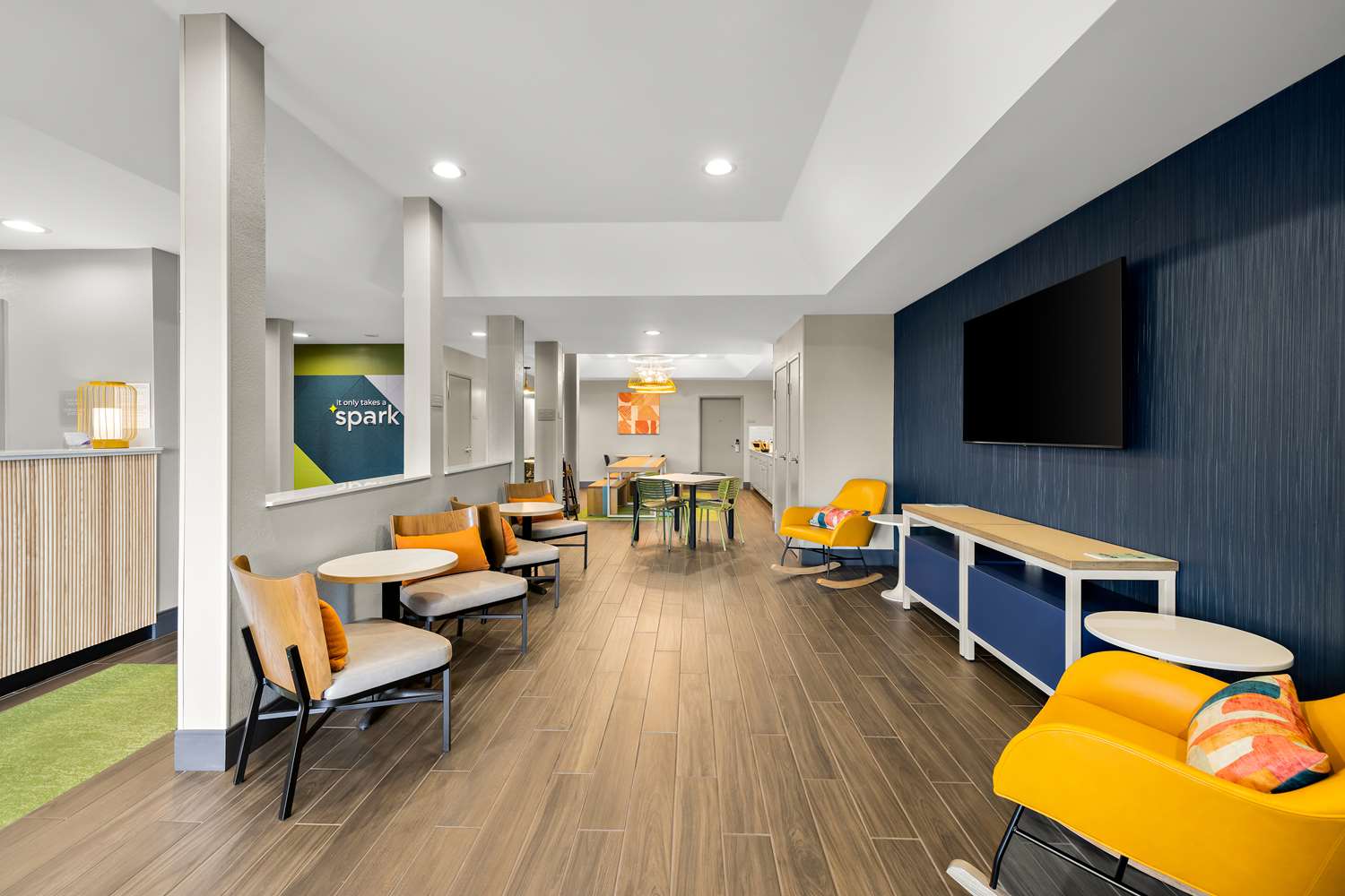 Spark by Hilton Tifton 11/21