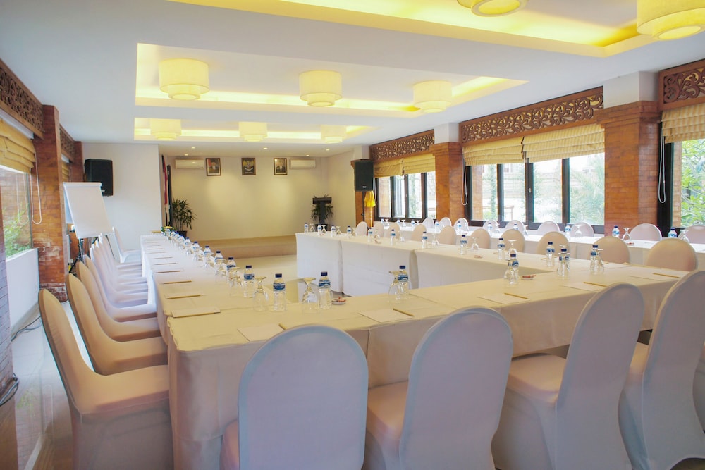 GRAND MIRAH BOUTIQUE HOTEL 23/29