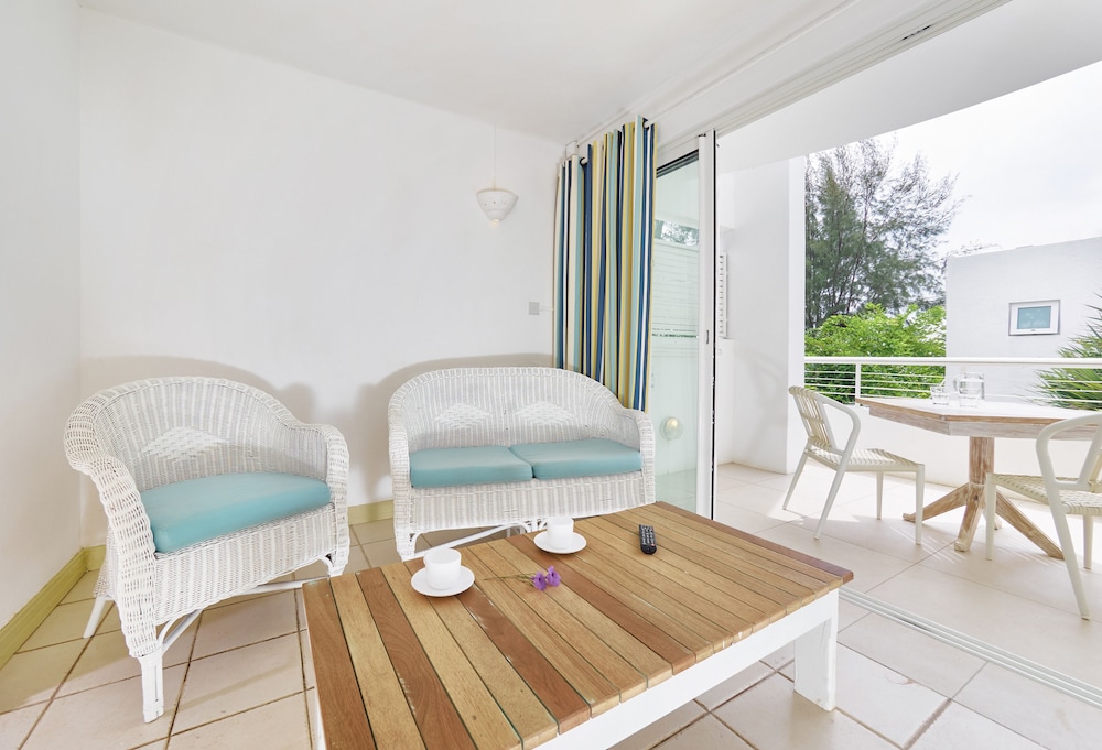 Le Beachclub Serviced Apartments And Villas 38/77