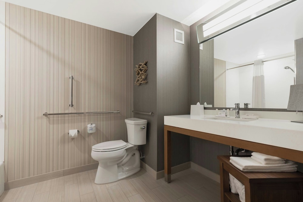 Courtyard by Marriott Amelia Island 50/50