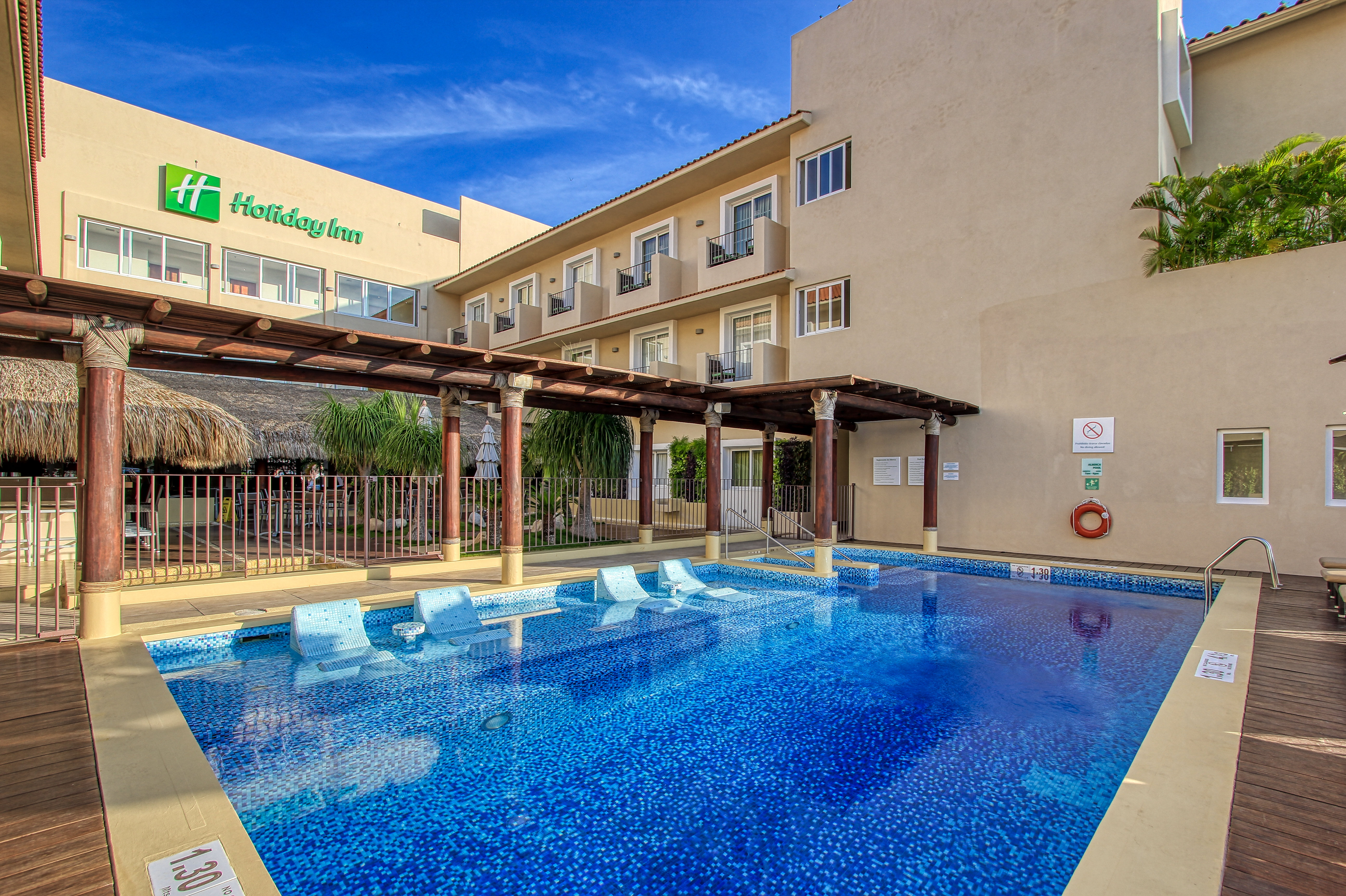 HOLIDAY INN HUATULCO 20/39