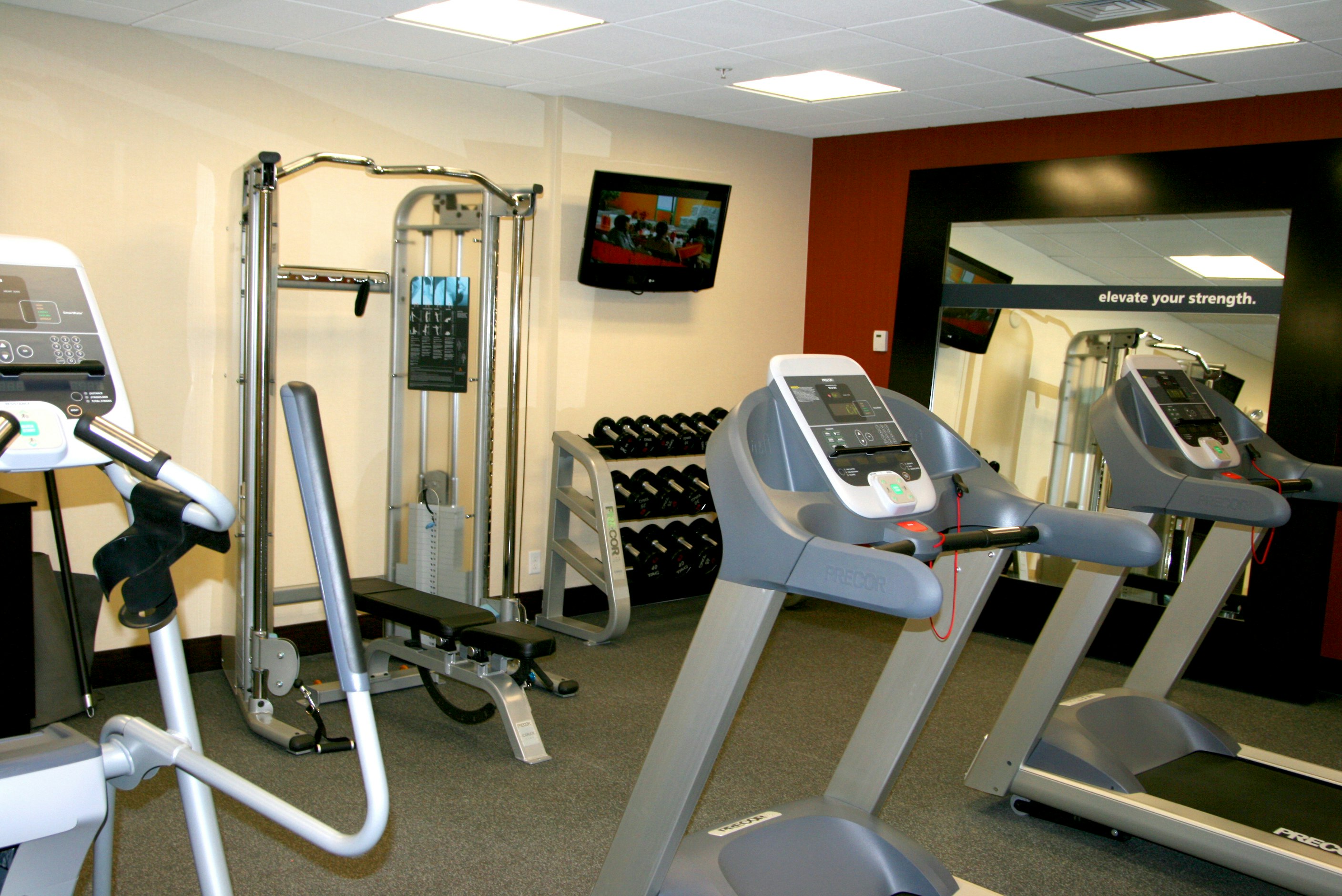 Hampton Inn and Suites Salt Lake City / Univ Foothill Dr UT 38/69