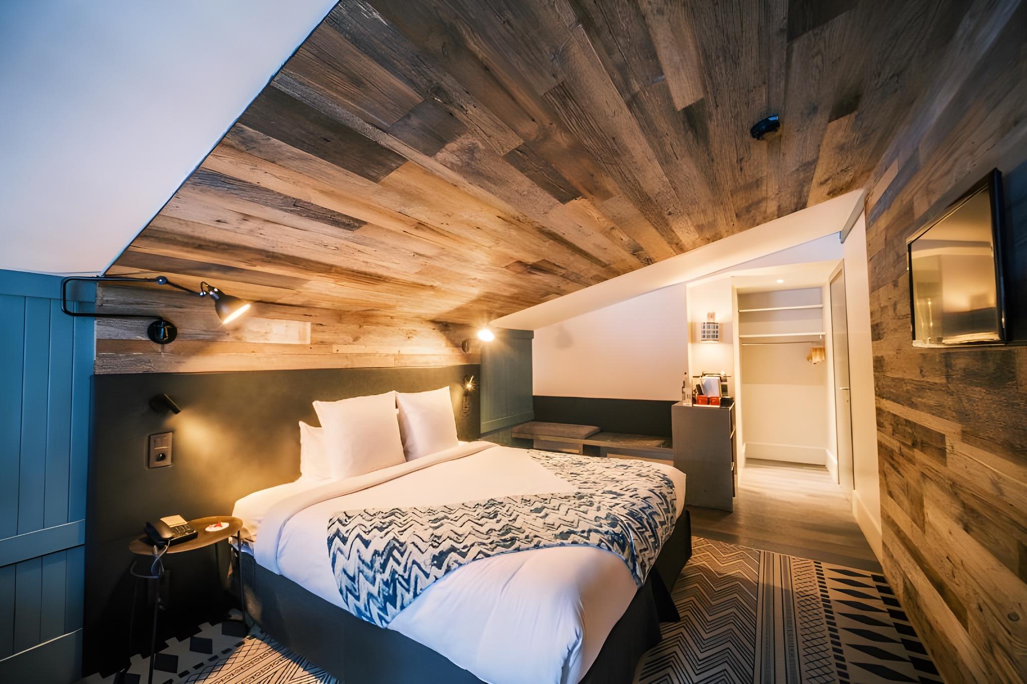 Family, Suite, Mont Blanc View, Living Area, Balcony