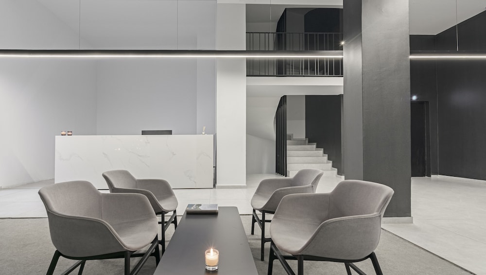 Heritage Boutique Apartments 52/62
