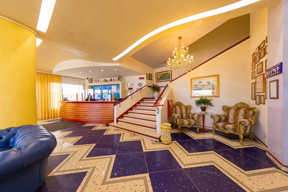 Hotel Riva del Sole 8/50