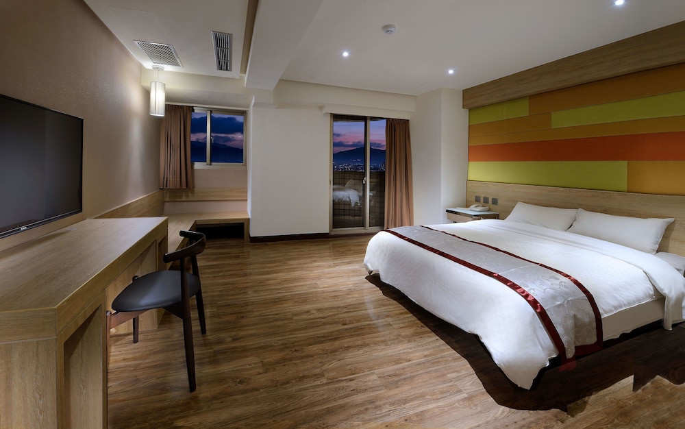 Cheng Pao Hotel 26/64