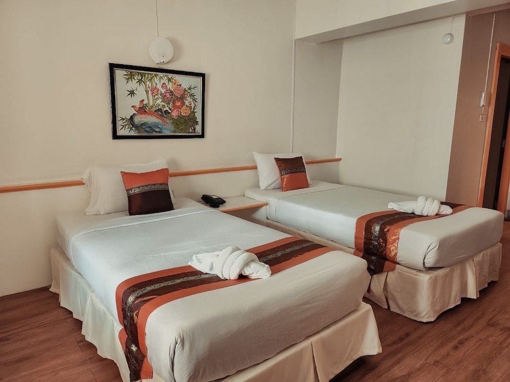 STANDARD, TWIN BEDS
