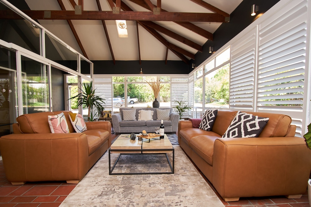 COUNTRY COMFORT ARMIDALE 49/63