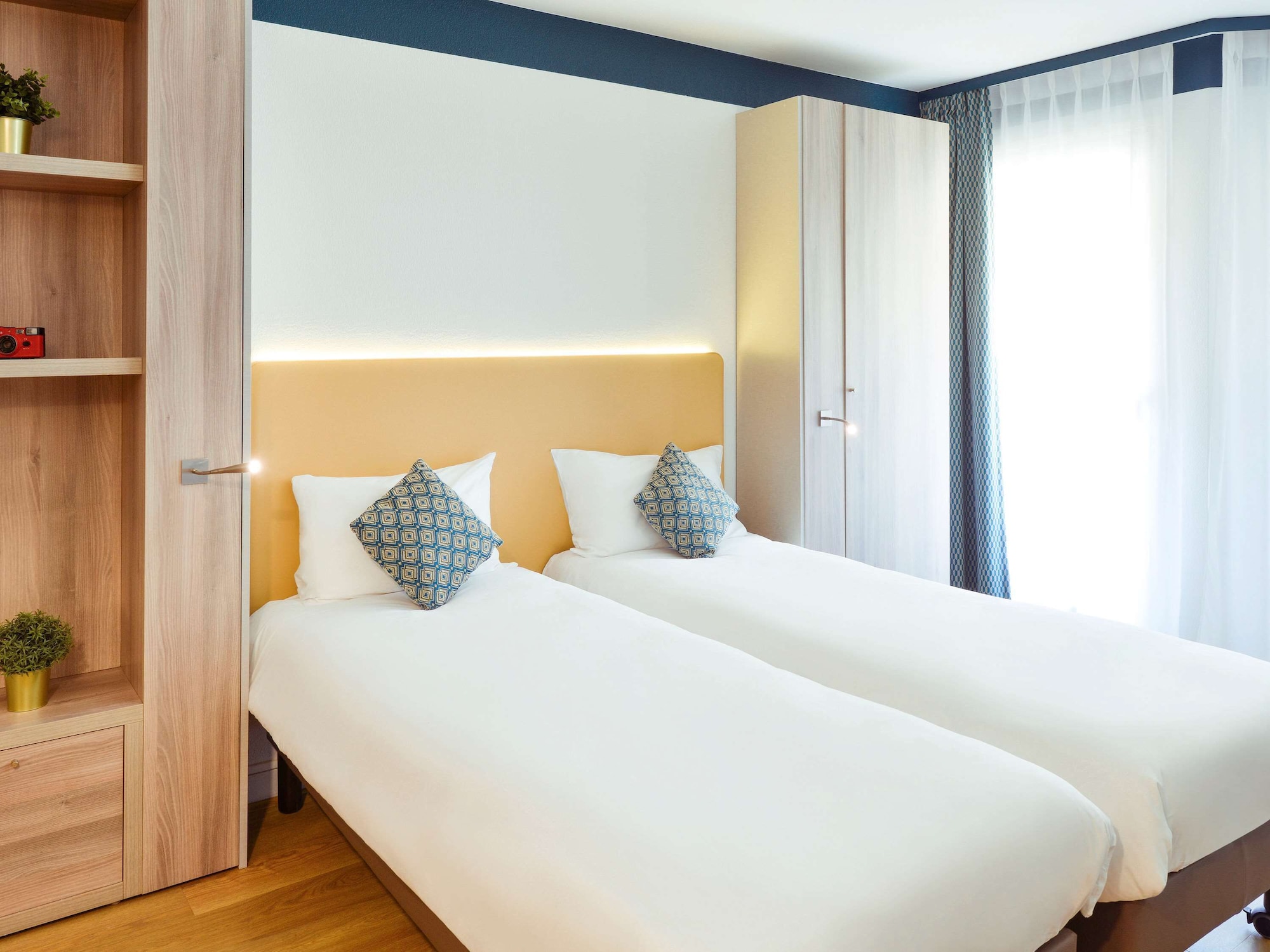 rooms