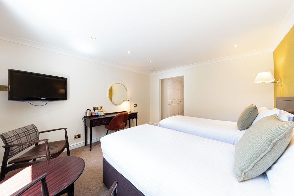 غرفة كلاسيكية بسرير كينج يُسمح فيها بالحيوانات الأليفة، Lake District Castle Inn 4/7