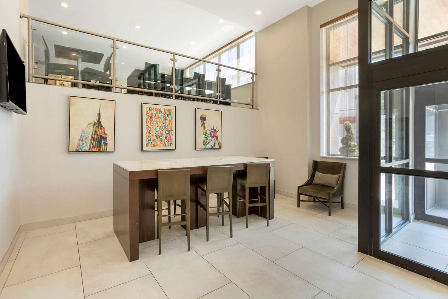 Best Western Plus Plaza Hotel Long Island City 17/22