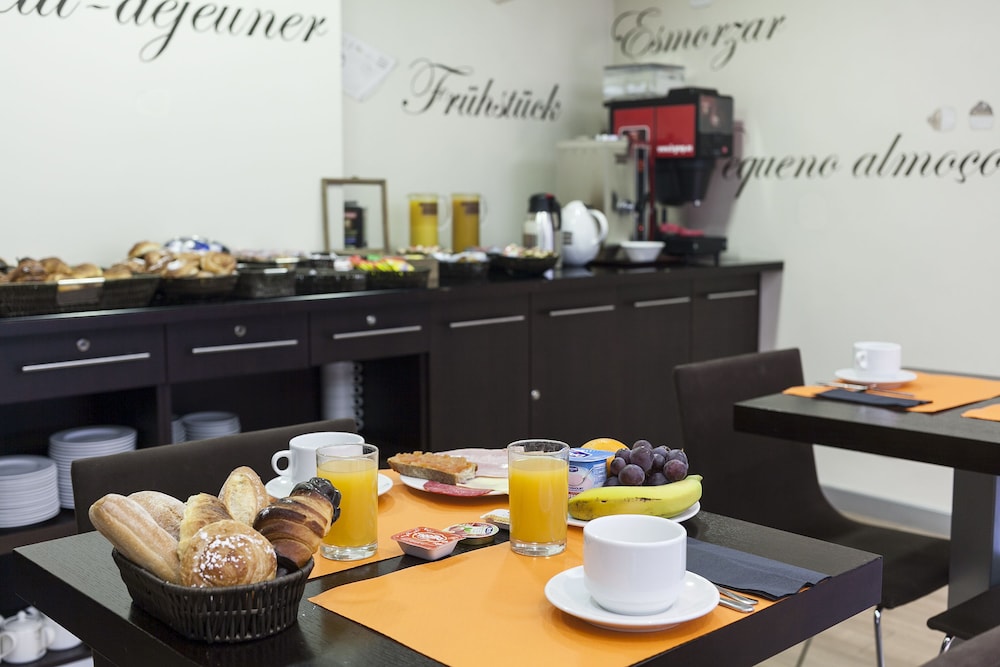 restaurant-cafeteria