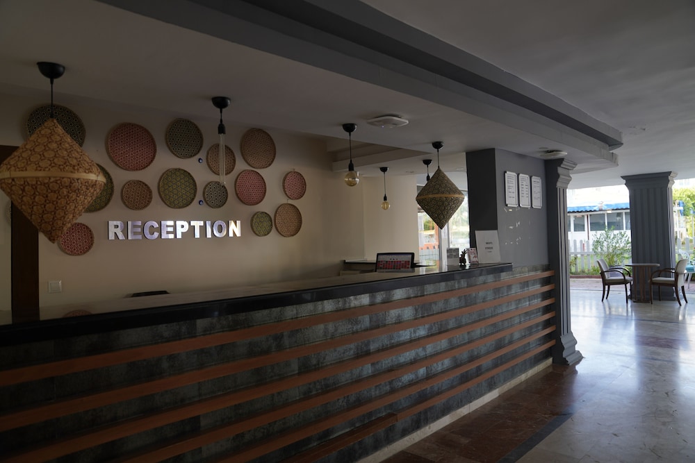 Irem Garden Hotel & Apartments 10/69