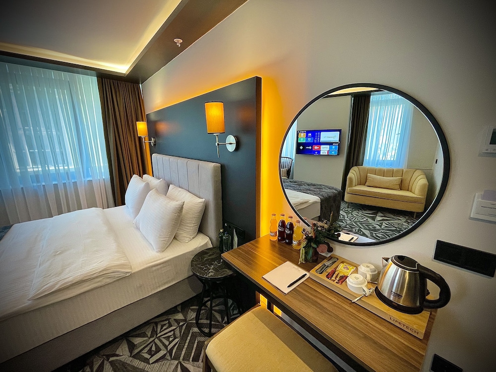 Weingart Hotel 22/52
