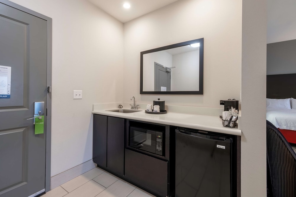 Hampton Inn And Suites Dupont 43/46